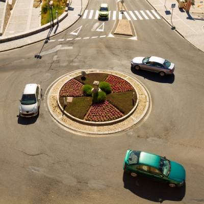 Le rond-point, un empêcheur de tourner en rond ?